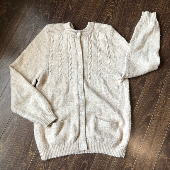 Vintage Sweaters - Vintage 100% Alpaca Wool Knit Cardigan